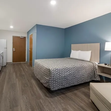 Woodspring Suites Dearborn Detroit Exterior foto